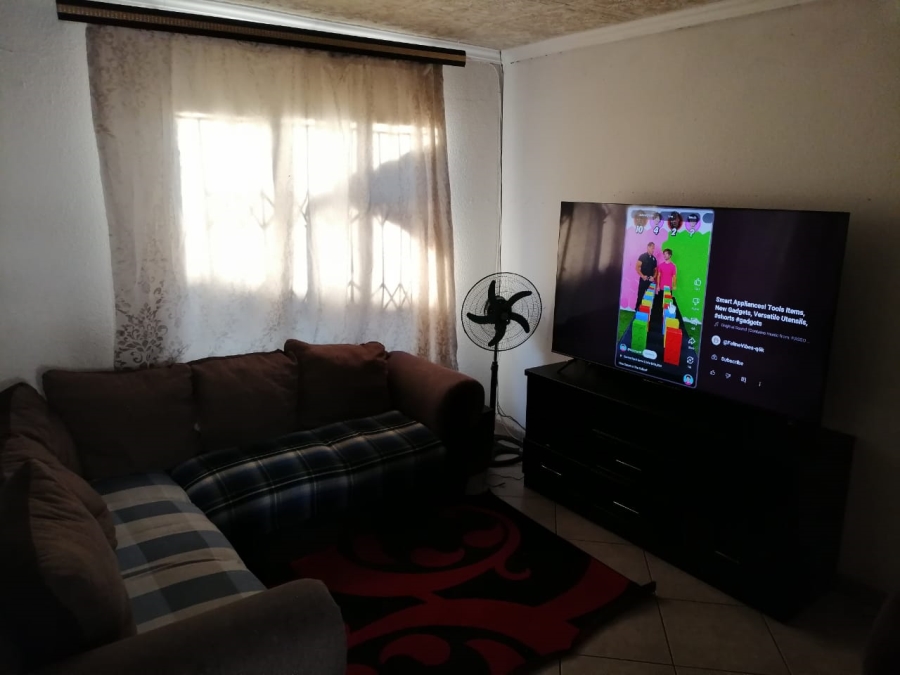 To Let 2 Bedroom Property for Rent in Mabopane Unit X North West